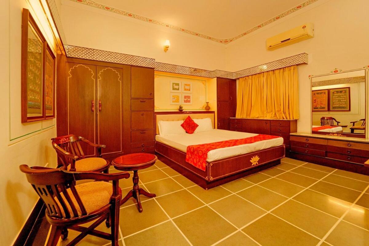 Holiday home Santosh - The House Of Antiques And Art Udaipur