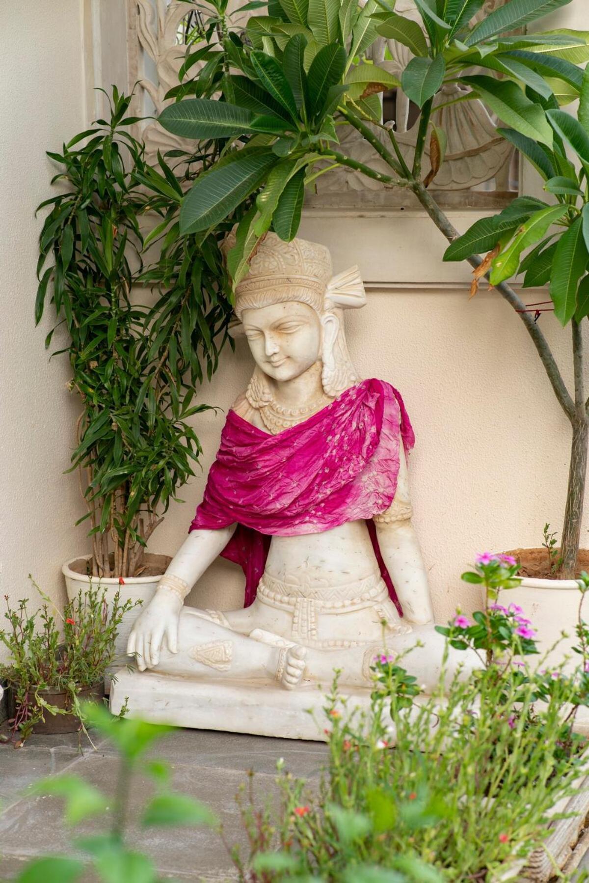 Santosh - The House Of Antiques And Art Holiday home Udaipur